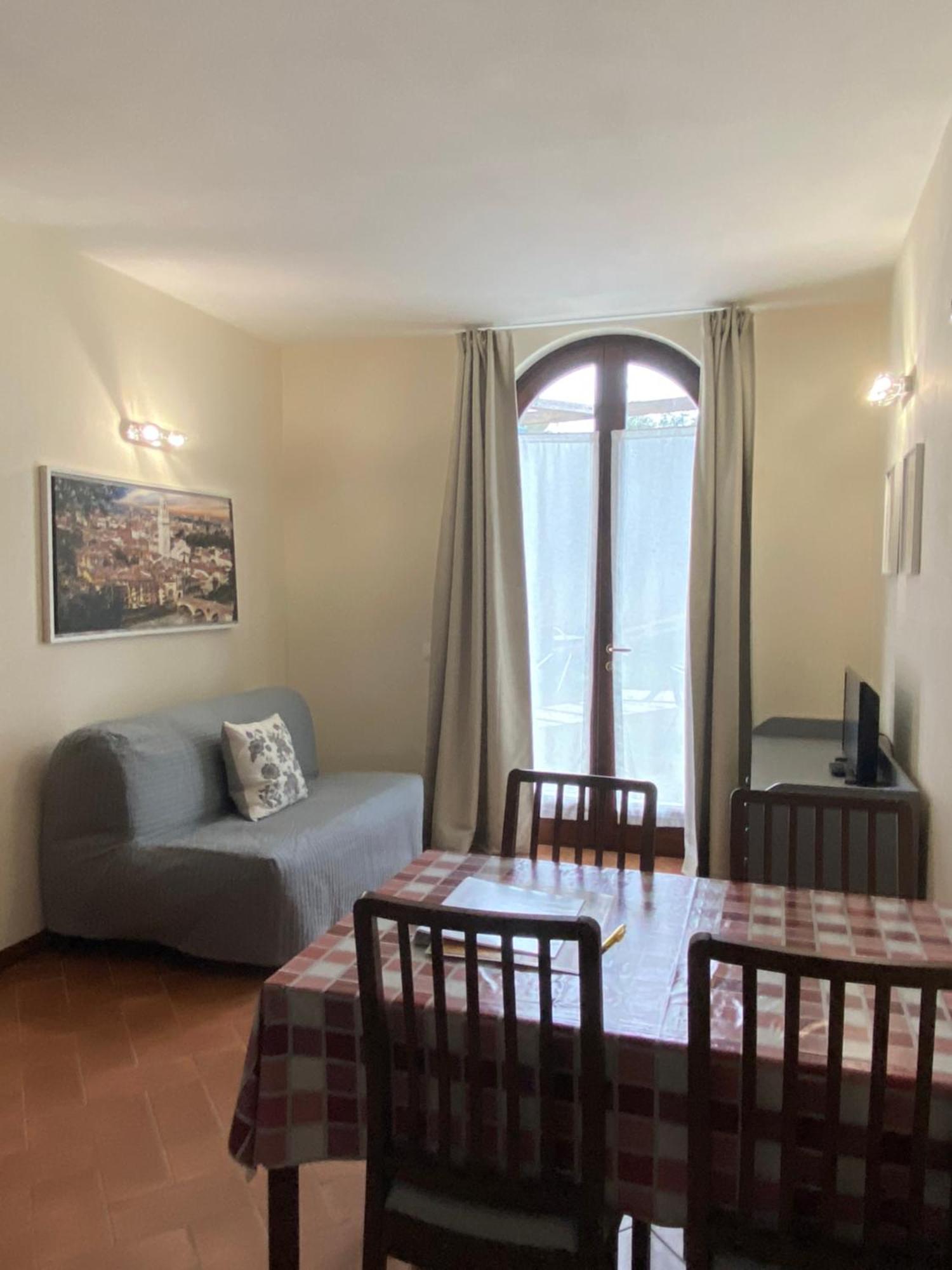 Apartmán Residenza Cipressi E Olivi Verona Exteriér fotografie
